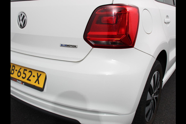 Volkswagen Polo 1.0 TSi 95pk BlueMotion Edition | Navigatie | Apple Carplay/Android Auto | Airco | Lichtmetalen velgen | Extra Getint Glas | Cruise Control