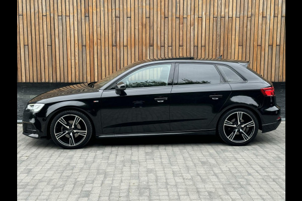 Audi A3 Sportback 35 TFSI S-line Automaat | Pano | Digitale dashboard | Stoelverwarming | Apple CarPlay | Getint glas | Zwart optiek