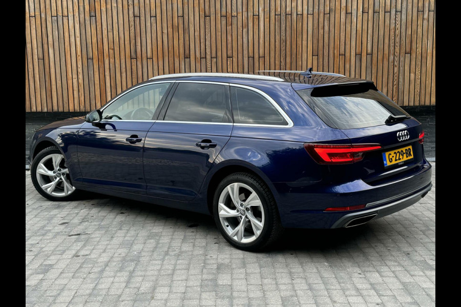 Audi A4 Avant 35 TFSI Sport Automaat | Leer | Navi | Zwarte hemel | Getint glas | Parkeersensoren achter | LED verlichting