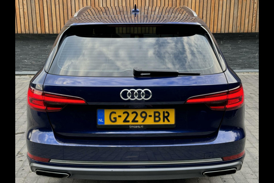 Audi A4 Avant 35 TFSI Sport Automaat | Leer | Navi | Zwarte hemel | Getint glas | Parkeersensoren achter | LED verlichting