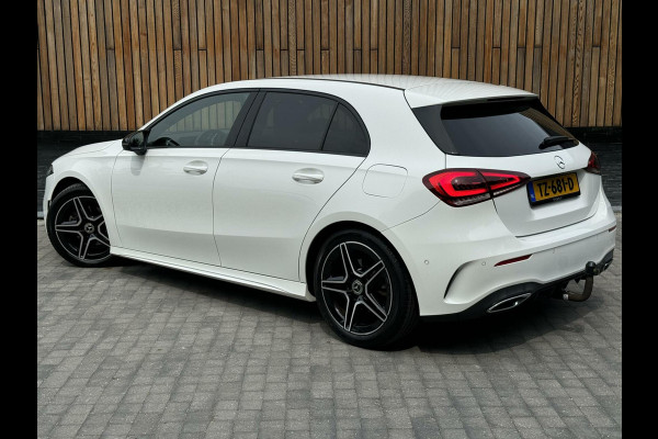 Mercedes-Benz A-Klasse 200 AMG-styling Automaat | Widescreen Navi | Stoelverwarming | Getint glas | Metallic lak | Parkeersenoren voor en achter | Acht