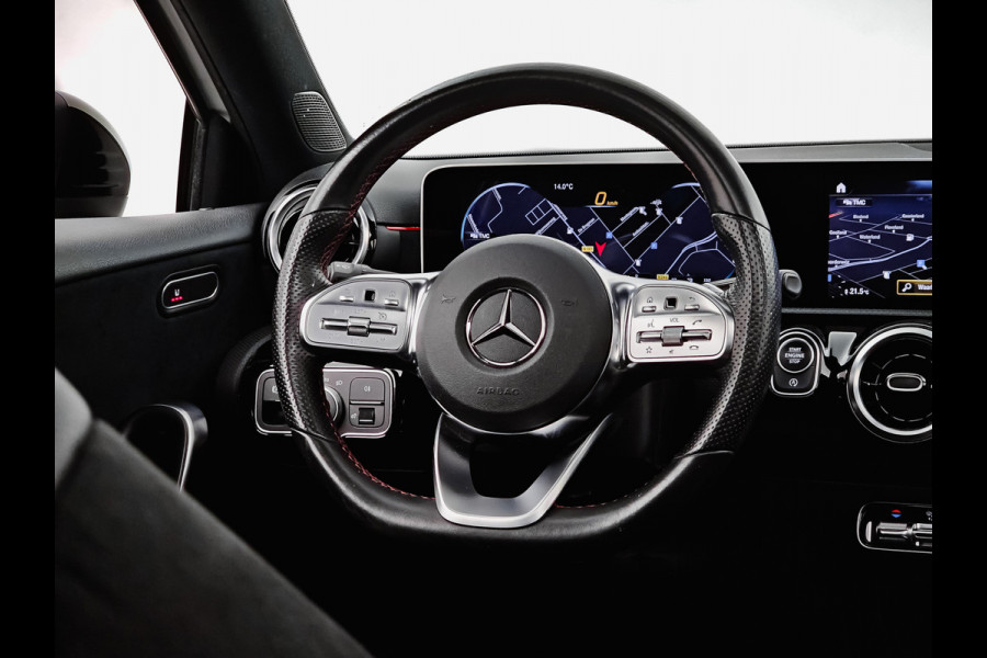 Mercedes-Benz A-Klasse 180 Aut AMG Night Upgrade (panodak,leer,360,keyless)