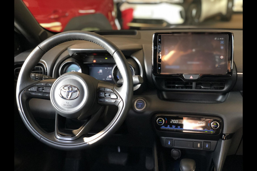 Toyota Yaris 1.5 Hybrid Style | Head up display, 17 inch, Smart Connect, Keyless, Lendensteun, Privacy glass, Stoel + Stuurverwarming