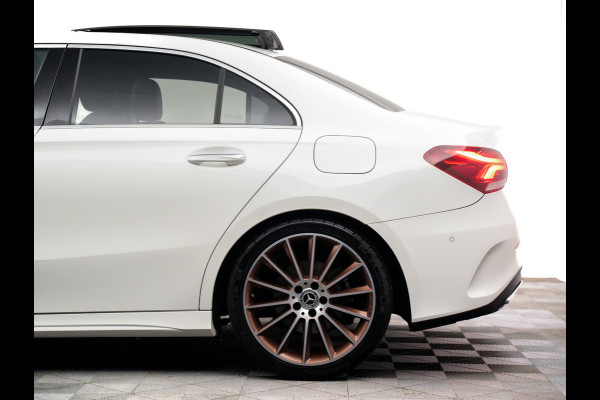 Mercedes-Benz A-Klasse 200 AMG Launch Edition Premium Plus (burmester,panodak,sfeerverlichting,360,memory)