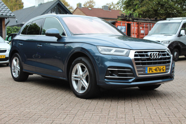 Audi Q5 2.0 TFSI quattr 3x S-Line ! Full Option ! 93 Dkm !