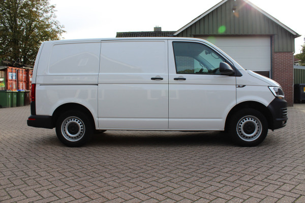 Volkswagen Transporter 2.0 TDI L1H1 Airco / Navi / Camera / dab / app 158Dkm!