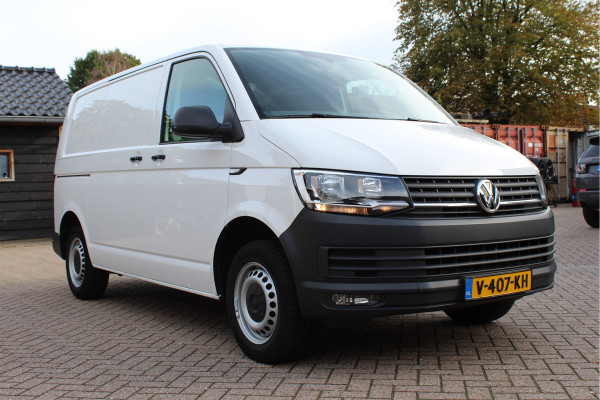 Volkswagen Transporter 2.0 TDI L1H1 Airco / Navi / Camera / dab / app 158Dkm!