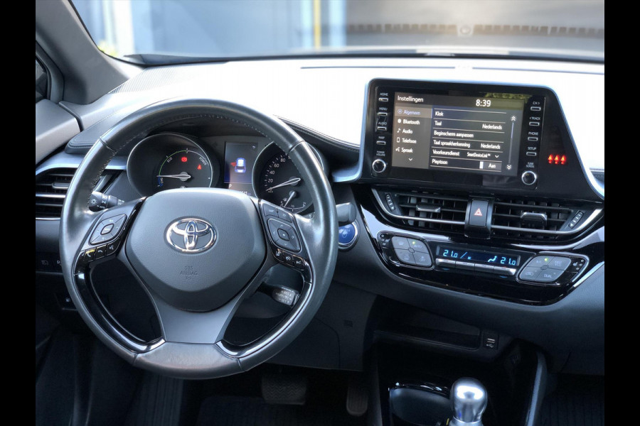 Toyota C-HR 2.0 Hybrid Bi-Tone | Dodehoekherkenning, Apple CarPlay/Android Auto, 18 inch, Keyless, Stoel + Stuurverwarming