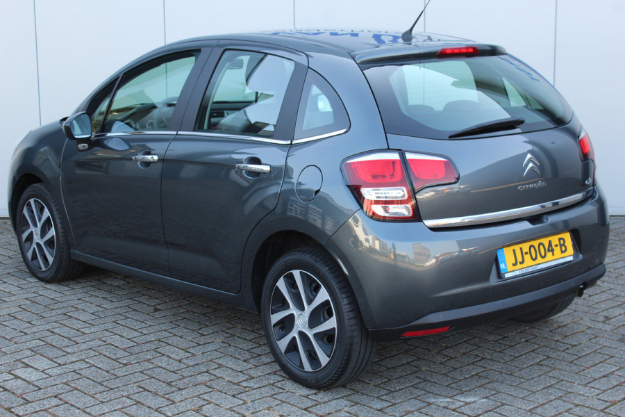 Citroën C3 1.2-82pk PureTech Feel Edition AUTOMAAT ! Correct nette Citroën C3 automaat, slechts 21.000km ! Volautm. airco, metallic lak, cruise control, centr. vergr. afstand bediend, telefoonvoorb., parkeersensoren achter, r/cd, elektr. ramen v+a etc.