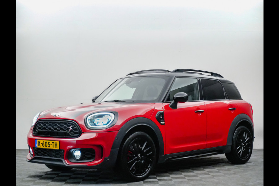 MINI Countryman 2.0 Cooper S John Cooper Works Aut8 235pk (panodak,leer,navi,xenon,keyless)