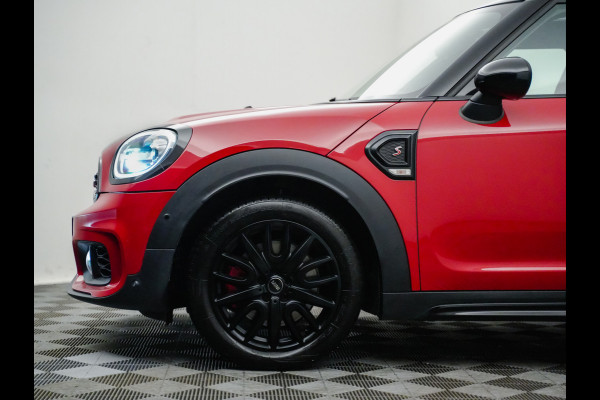 MINI Countryman 2.0 Cooper S John Cooper Works Aut8 235pk (panodak,leer,navi,xenon,keyless)