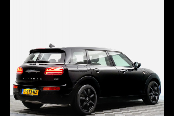 MINI Clubman 1.5 Night Black Pepper (navi,clima,sfeerverlichting,keyless)