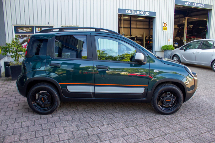 Fiat Panda 1.0 Hybrid Garmin Cross | Prijs rijklaar incl. 12 mnd garantie | Clima Stoelverwarming Navi via carplay