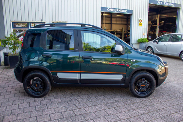 Fiat Panda 1.0 Hybrid Garmin Cross | Prijs rijklaar incl. 12 mnd garantie | Clima Stoelverwarming Navi via carplay