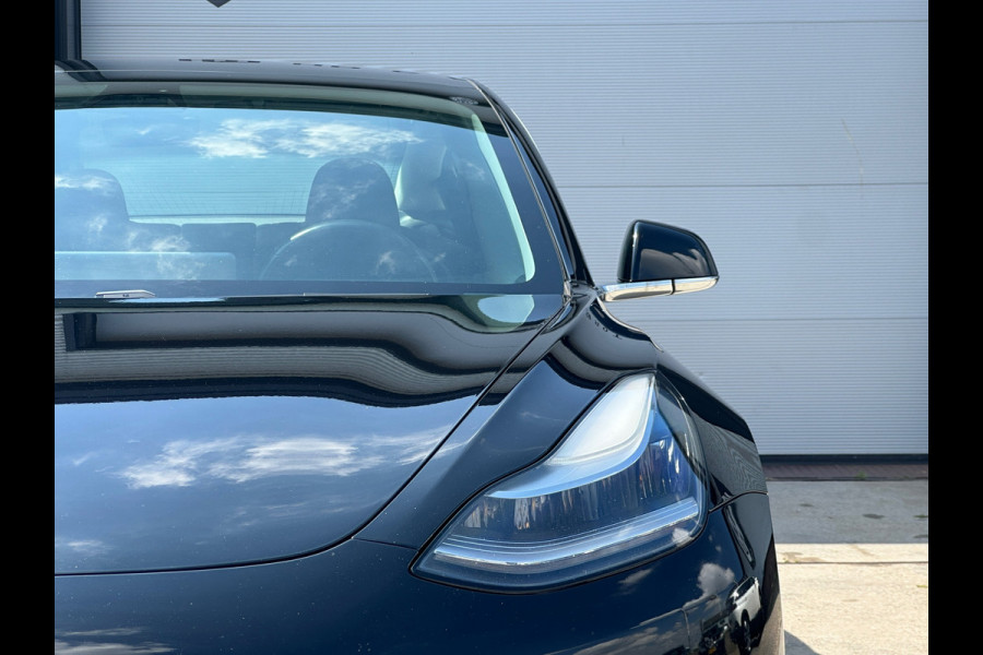 Tesla Model 3 Long Range AWD 75 kWh Dual Motor Autopilot