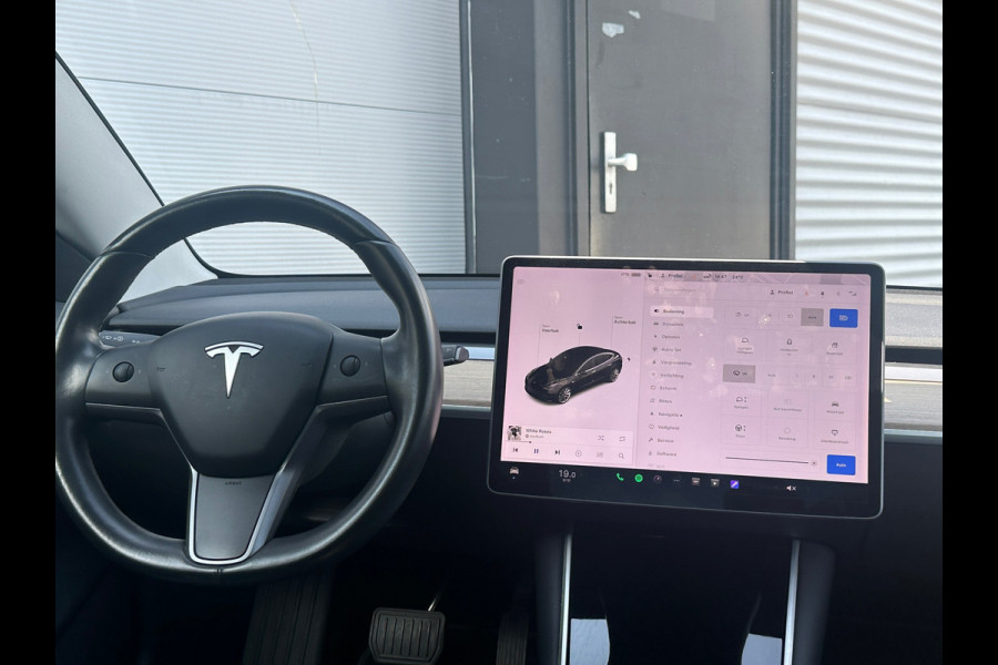 Tesla Model 3 Long Range AWD 75 kWh Dual Motor Autopilot