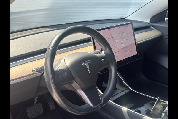 Tesla Model 3 Long Range AWD 75 kWh Dual Motor Autopilot