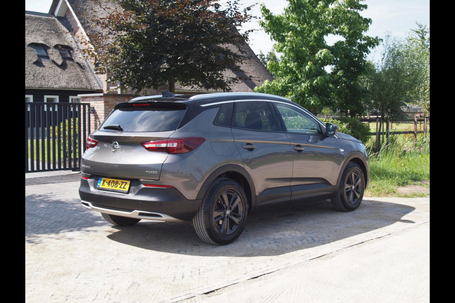 Opel Grandland X 1.2 Turbo 120 Jaar Edition | Apple Carplay | Camera | Cruise Control | Trekhaak |