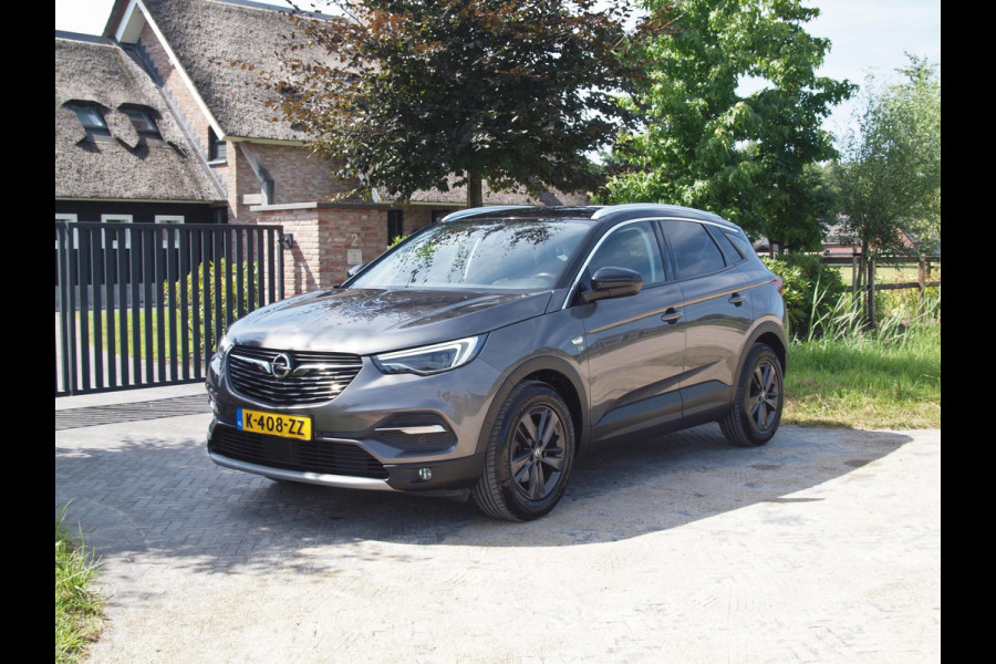 Opel Grandland X 1.2 Turbo 120 Jaar Edition | Apple Carplay | Camera | Cruise Control | Trekhaak |