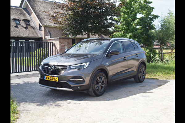 Opel Grandland X 1.2 Turbo 120 Jaar Edition | Apple Carplay | Camera | Cruise Control | Trekhaak |