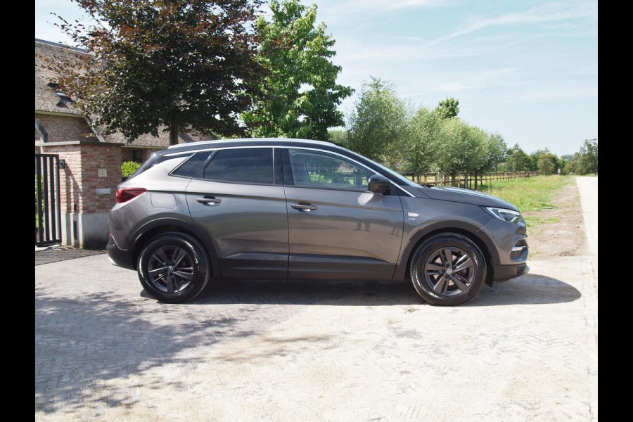 Opel Grandland X 1.2 Turbo 120 Jaar Edition | Apple Carplay | Camera | Cruise Control | Trekhaak |