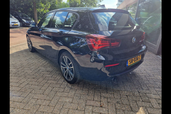 BMW 1-serie 116i Executive | 1E EIGENAAR | 12 MND GARANTIE | NAVI | NL AUTO | CRUISE |