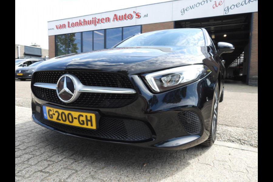 Mercedes-Benz A-Klasse A200 Aut. Business Solution NAVI/CAMERA/LED/16"LMV!