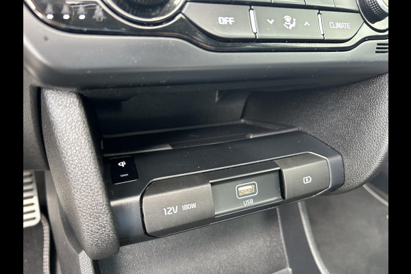 Kia e-Niro ExecutiveLine 64 kWh | Automaat | Cruise | Leder | Stoelverkoeling | Camera | JBL | Sensoren | Schuif-Kanteldak |