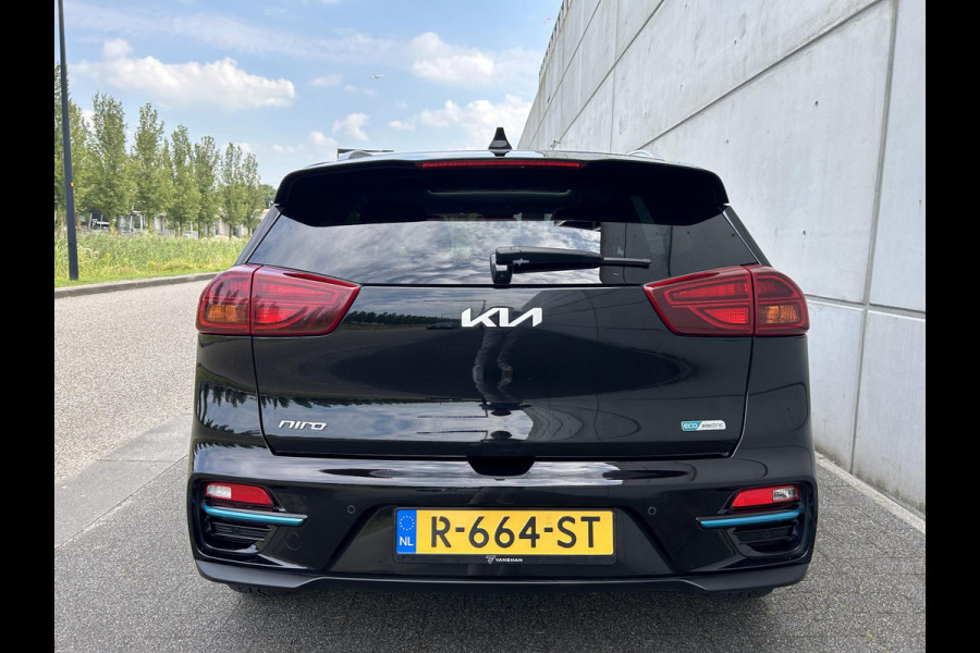 Kia e-Niro ExecutiveLine 64 kWh | Automaat | Cruise | Leder | Stoelverkoeling | Camera | JBL | Sensoren | Schuif-Kanteldak |