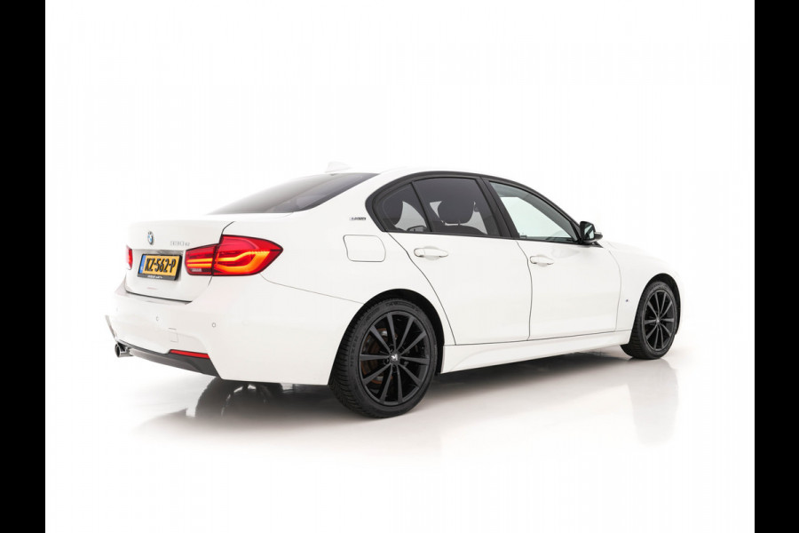 BMW 3-serie 330e Centennial Executive M-Sportpack Aut. *FULL-LED | ALCANTARA-MICROFIBRE | NAVI-FULLMAP | ECC | PDC | CRUISE | SPORT-SEATS | 18''ALU*