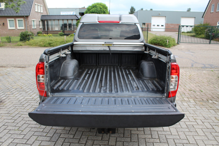 Nissan Navara XL 2.3 dCi 120KW Euro6 4WD 5-persoons Double Cab Veth ✓ Dubbele cabine ✓3,5T Trekgewicht