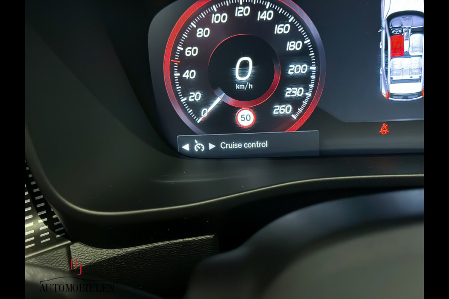 Volvo XC40 2.0 T4 R-Design Memory|Camera|Harman\Kardon|Panorama