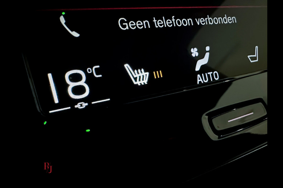 Volvo XC40 2.0 T4 R-Design Memory|Camera|Harman\Kardon|Panorama