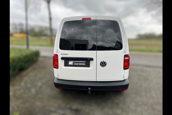 Volkswagen Caddy 2.0 TDI L1H1 BMT Highline AUTOMAAT / TREKHAAK / CARPLAY / VERW. VOORRUIT / 4-SEASONBAND / NAVI