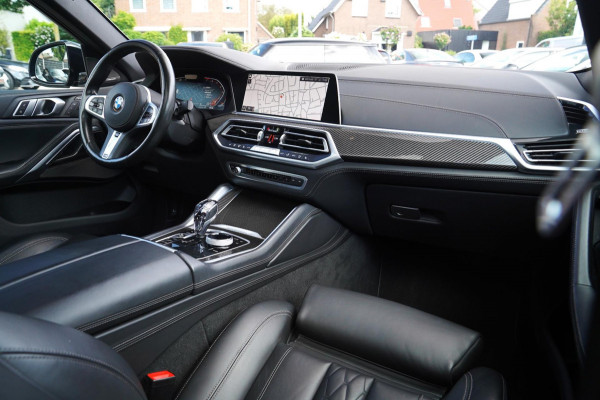 BMW X6 XDrive40i High Executive | Panorama | 360cam | Carbon | Adaptieve cruise control | Kristallen pook | 22 inch | Dealer onder