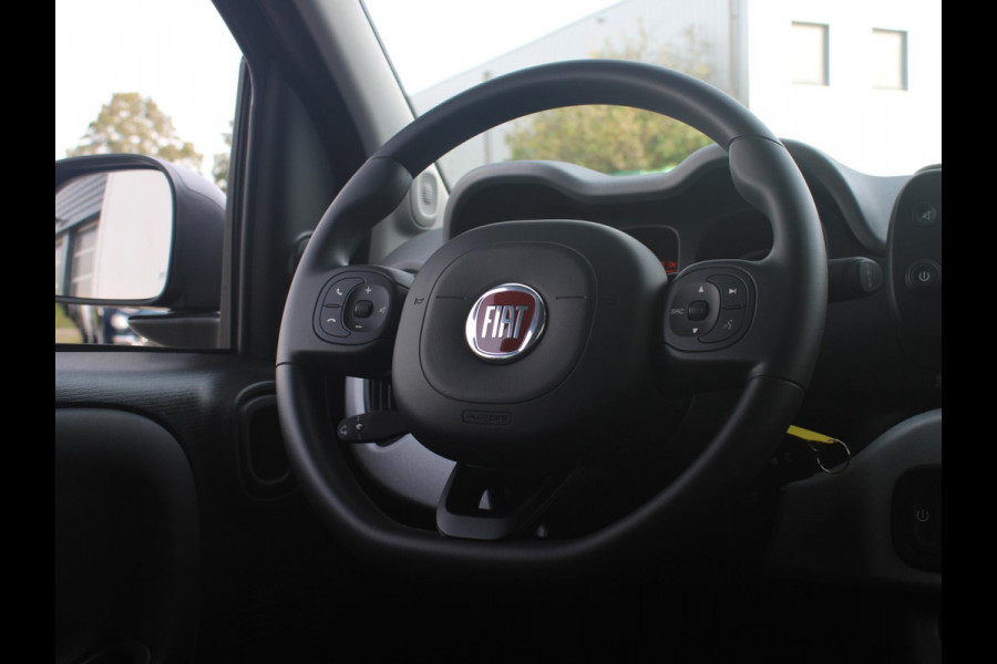 Fiat Panda Hybrid Garmin Cross | Cruise | Stoelverwarming | DAB | CarPlay