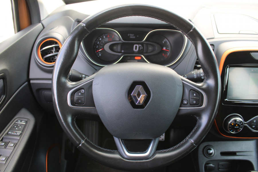 Renault Captur 1.2 TCe Intens | Navi | Automaat | 17" LM | Camera | Keyless | Cruise | Trekhaak |