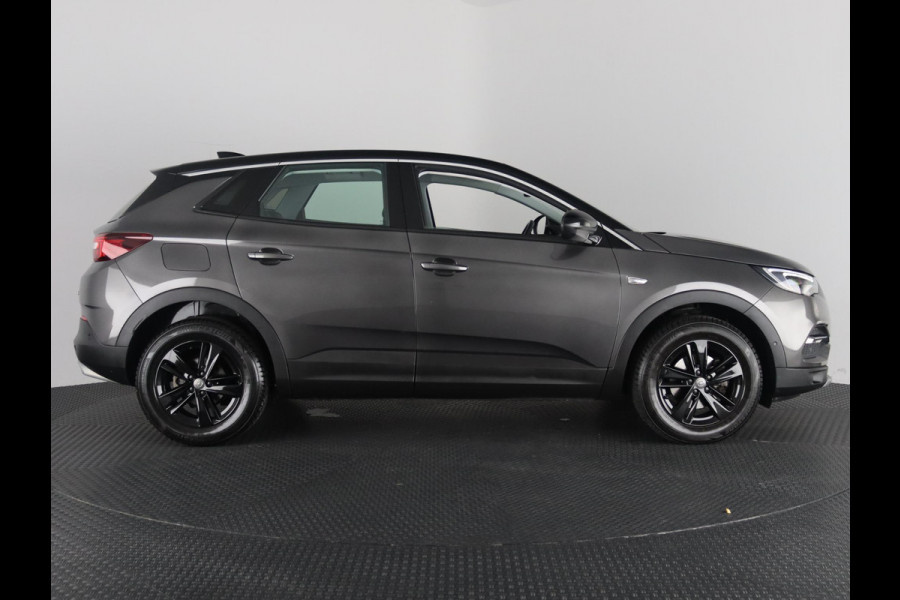 Opel Grandland X 1.2 Turbo Elegance Leder.Navi Apple Carplay. Camera tot 2 Jaar Garantie! *