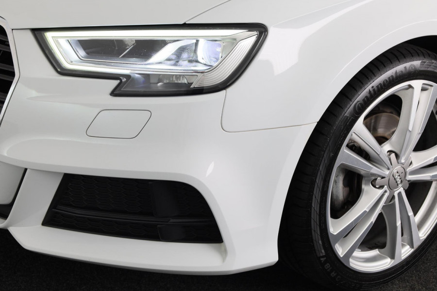 Audi A3 Sportback 30 TFSI Sport S Line Edition 116 pk S-tronic | Navigatie | Parkeersensoren achter | Cruise control | LED koplampen | S-Line |