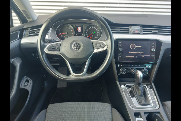 Volkswagen Passat Variant 1.5 TSI Comfort Business Automaat, airco,cruise,wegklapbare trekhaak,navigatie,parkeersensoren,