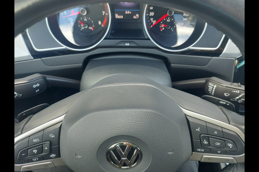 Volkswagen Passat Variant 1.5 TSI Comfort Business Automaat, airco,cruise,wegklapbare trekhaak,navigatie,parkeersensoren,