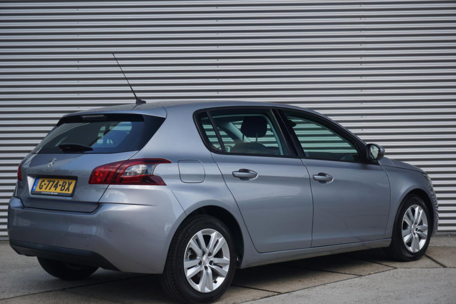 Peugeot 308 1.2 TURBO 130 Pk Allure AUTOMAAT | Navigatie | Climate Control | Parkeersensoren |