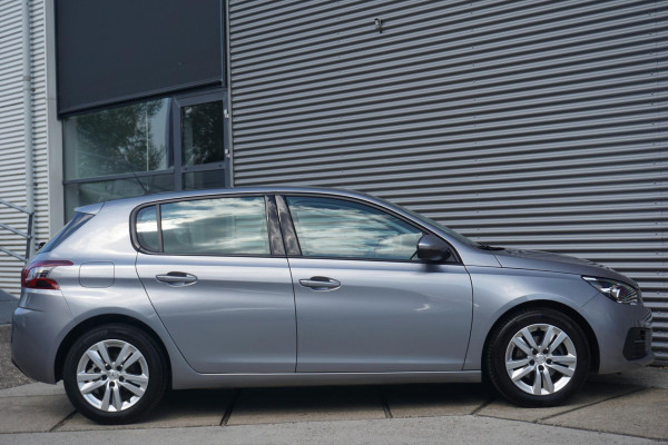 Peugeot 308 1.2 TURBO 130 Pk Allure AUTOMAAT | Navigatie | Climate Control | Parkeersensoren |