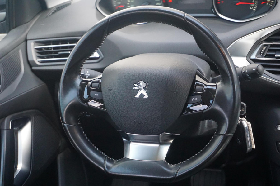 Peugeot 308 1.2 TURBO 130 Pk Allure AUTOMAAT | Navigatie | Climate Control | Parkeersensoren |