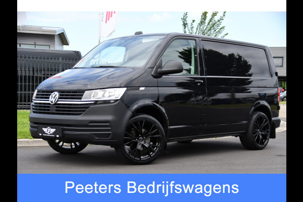 Volkswagen Transporter 2.0 TDI L1H1 30 Black Edition Cruise, Sensoren, Carplay, 150PK, Automaat, Trekhaak, Stoelverwarming, Standkachel