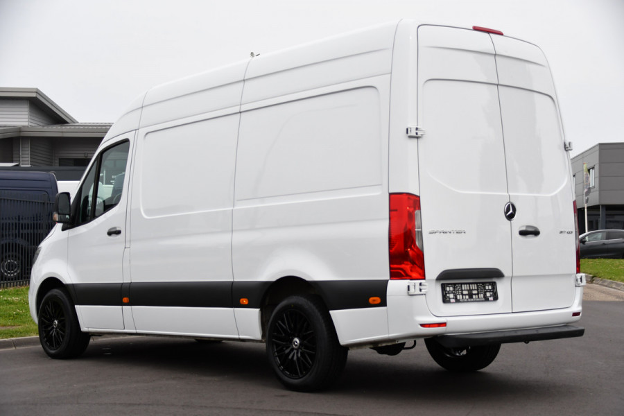 Mercedes-Benz Sprinter 317 1.9 CDI L2H2 RWD Cruise, Carplay, 170PK, Stoelverwarming, LED, Automaat, NAVI,