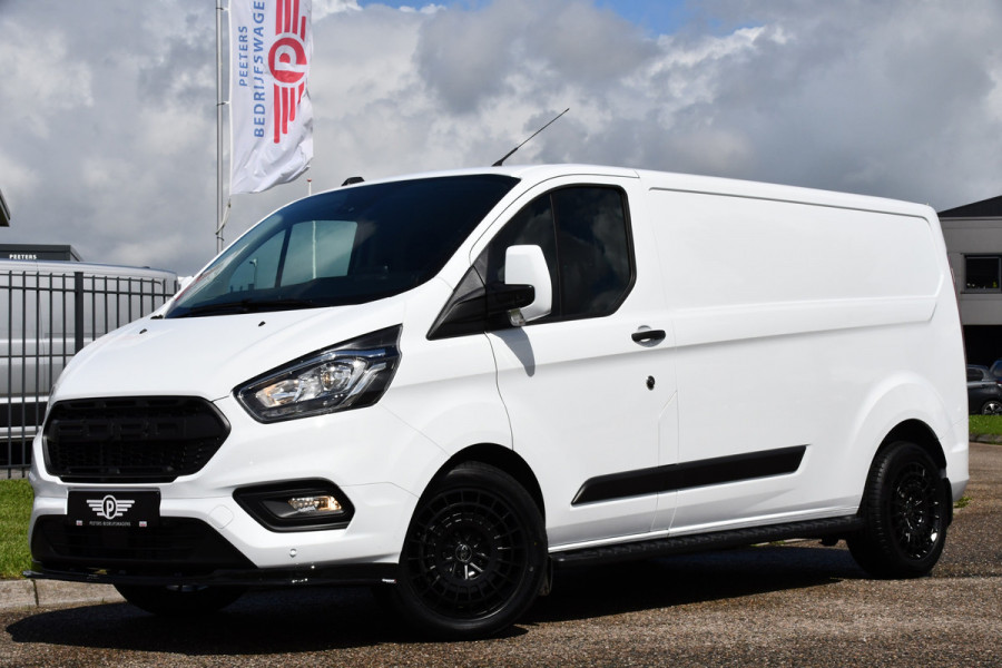 Ford Transit Custom Black & White Edition 340 2.0 TDCI L2H1 Camera, Automaat, Cruise, Carplay, Trekhaak, Stoelverm., PDC, 130 PK