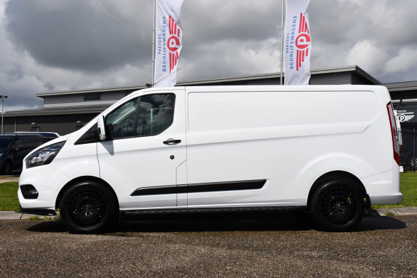 Ford Transit Custom Black & White Edition 340 2.0 TDCI L2H1 Camera, Automaat, Cruise, Carplay, Trekhaak, Stoelverm., PDC, 130 PK