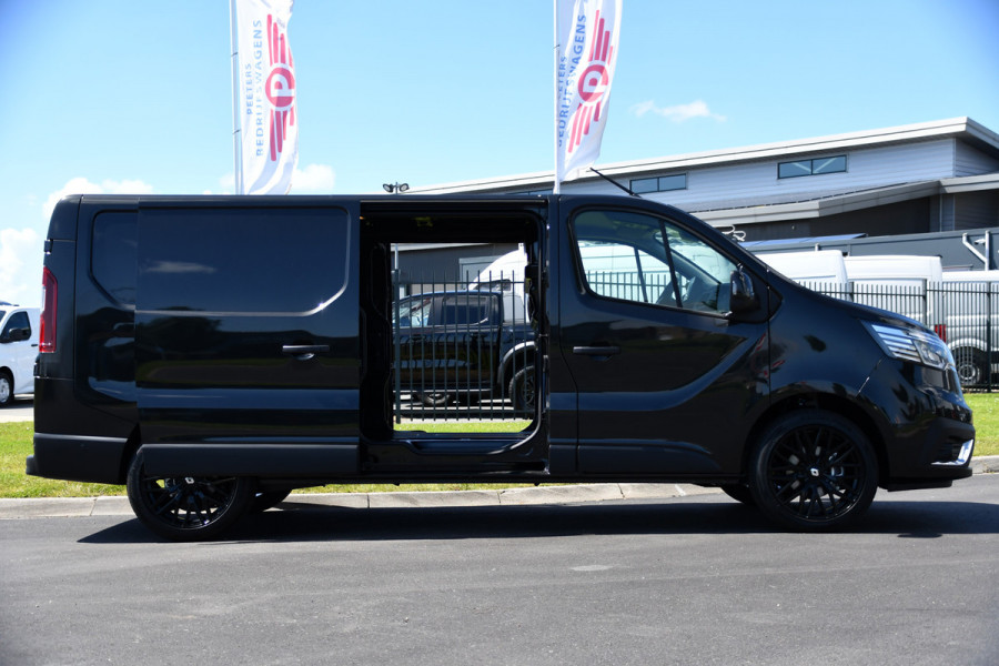 Renault Trafic 2.0 dCi 130 T30 L2H1 Luxe Black Edition Camera, Cruise, 2 x Schuifdeur, Carplay, Multimedia, 130PK,