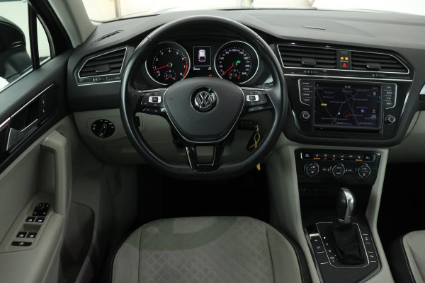 Volkswagen Tiguan 1.4 TSI Comfortline | DSG | Stoelverwarming | Trekhaak | Navigatie | Climate control | Cruise control | PDC | Bluetooth